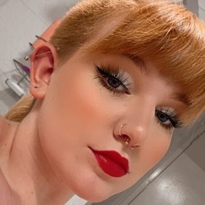 Meet your Posher, Taylah